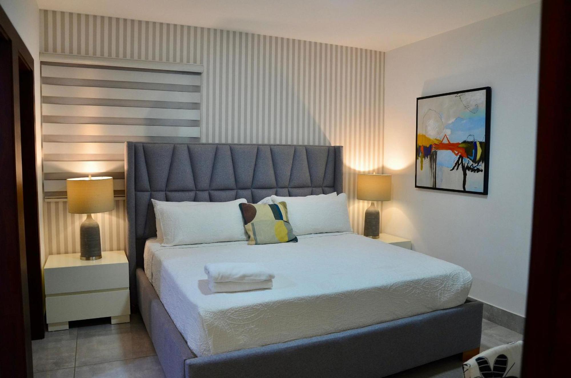 Soha Suites II Santiago De Los Caballeros Exterior photo
