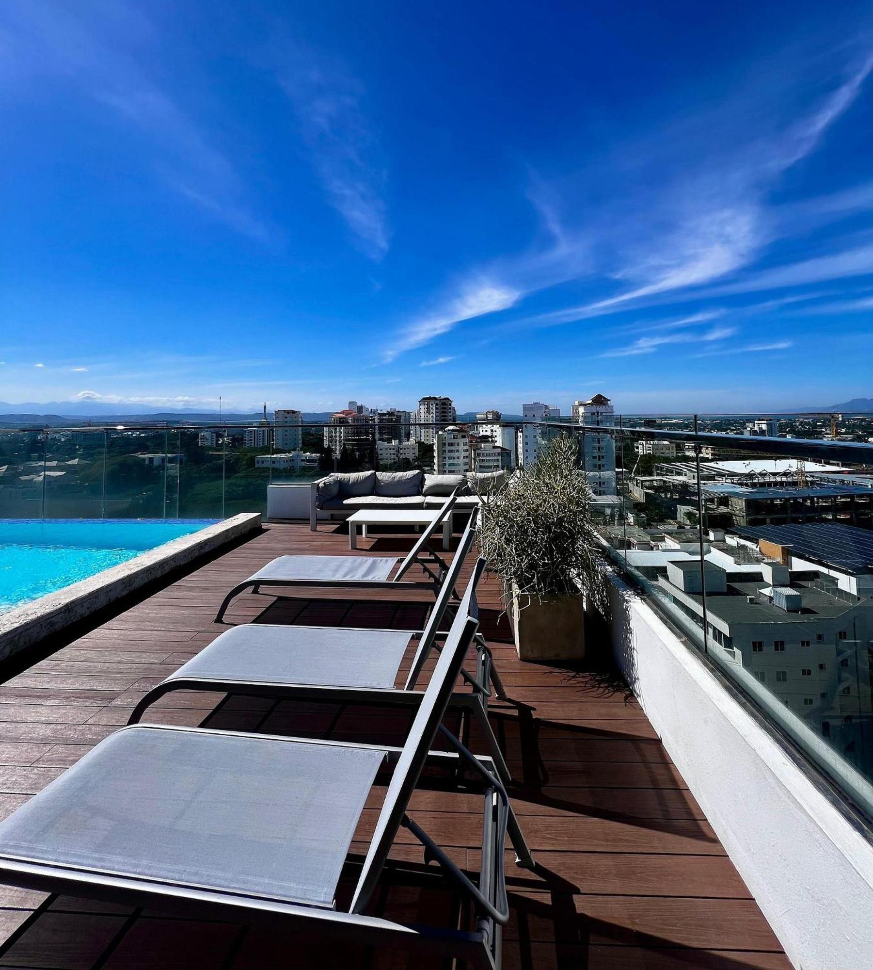 Soha Suites II Santiago De Los Caballeros Exterior photo